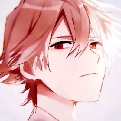 女子清明前发现姥爷坟头被平